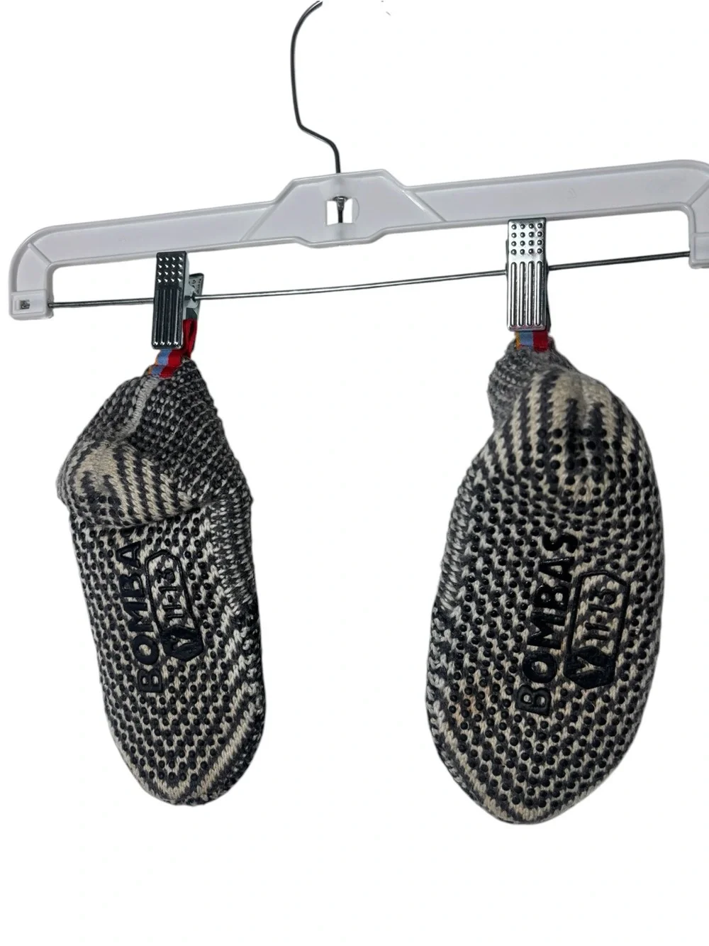 Bombas youth 11-13 gripper slippers black gray cozy winter